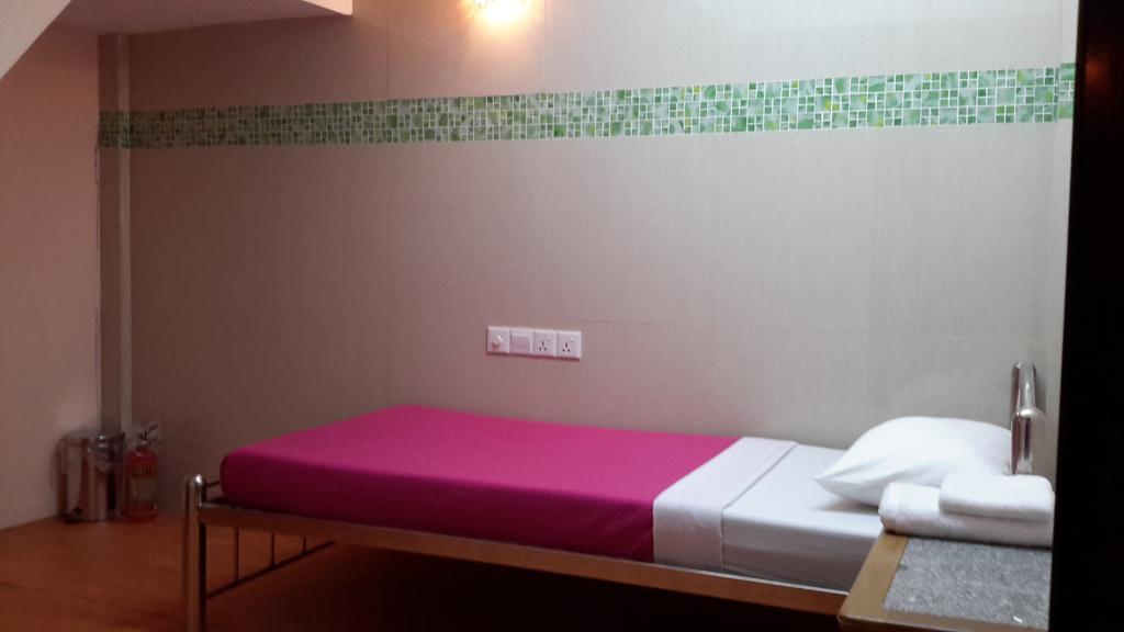 Ocean Pearl Inn - 3 Γιανγκόν Δωμάτιο φωτογραφία